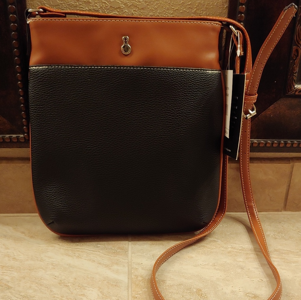🔥NWT🔥 London Fog Crossbody
